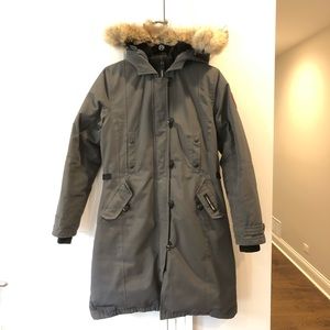 Canada Goose Women’s Kensington Parka Size Small